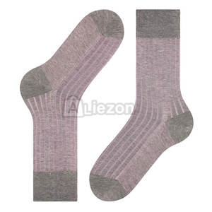 Chaussettes de sport à vendre sur mesure en gros taux OEM chaussettes hommes coton antibactérien chaussettes - Product Image 4