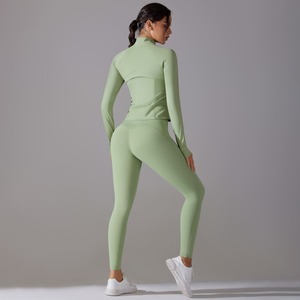 Meilleure vente 2025 Collection ensemble de yoga pour femmes très à la mode Style unique respirant Nylon solide meilleur prix de gros - Product Image 1