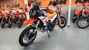 Motocicleta Todoterreno K-T-M-890 Adventure R 2025 con Motor Bicilíndrico en Paralelo de 889cc y 105HP - Product Image 5