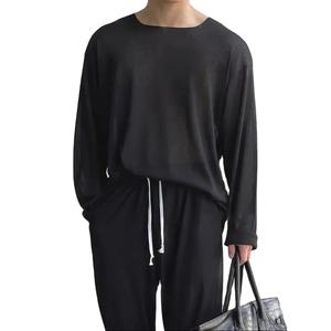 เสื้อยืดผู้ชาย เสื้อยืดพื้นฐาน สไตล์ลำลอง เสื้อยืดพื้นฐานสำหรับฤดูใบไม้ผลิและฤดูใบไม้ร่วง สีพื้นเรียบง่าย ใส่ได้ทุกโอกาส เสื้อแขนยาวบางเบา เสื้อผ้าผู้ชาย - Product Image 3