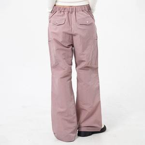 Pantalones Deportivos Nuevos para Mujer, de Pierna Recta, Secado Rápido, Ligeros, con Cierre de Botones y Múltiples Bolsillos, Color Nude - Product Image 3