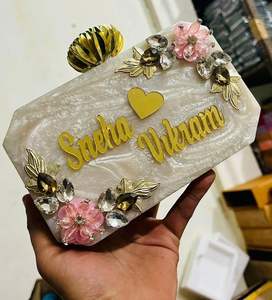 BATCH LINKED with Standard Quality Resin Clutch Unique Designer Luxury Handmade Eco-friendly Purse Best Price Decorative Design - Product Image 3