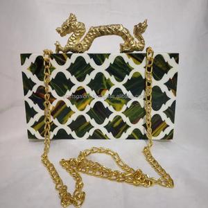 รูปปั้นอะคริลิคเรซินทำด้วยมือรูปทรงที่กำหนดเองสำหรับตกแต่งบ้านสินค้าหรูหราหูจับมังกรไม่ซ้ำใคร - Product Image 1