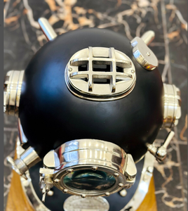 Casco de buceo con base de madera Casco DE BUCEO ANTIGUO de gran calidad - Product Image 2