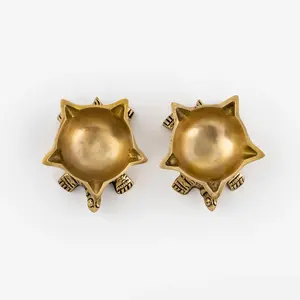 Compra al por mayor: Diya de latón Imperial con forma de tortuga Panchmukhi, hecha a mano, para Diwali, Pooja y Puja. - Product Image 6