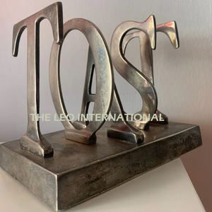 ชั้นวางขนมปังอะลูมิเนียมดีไซน์ตัวอักษร ชุบเงินขัดเงา คุณภาพดีเยี่ยม อุปกรณ์ครัว ดีไซน์โดดเด่น - Product Image 3