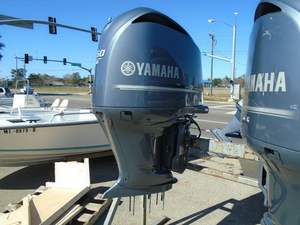 Motor marino fuera de borda de 350hp, usado en buen estado, con pocas horas de uso. - Product Image 3