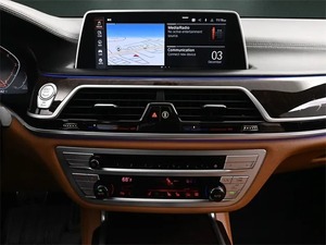 BMW 750i 2022, conduite à gauche, norme Euro IV, 50 001 à 75 000 miles - Product Image 5