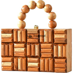 Pochette en bois tendance avec des chaînes de perles et des perles pour un style de jour et de nuit, sac à main léger fait à la main pour femmes par Tradebyd - Product Image 1