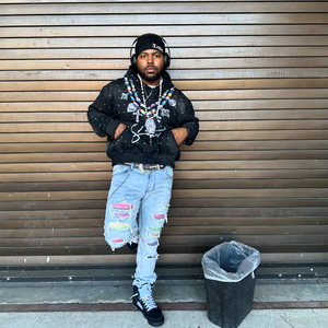 เสื้อฮู้ดแบบสวมหัวสำหรับผู้ชายเสื้อมีฮู้ดพิมพ์ลายหน้าจอพลอยเทียมไม่ซ้ำใคร - Product Image 3