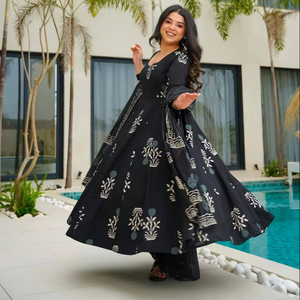 Robe longue indienne pakistanaise Anarkali ensemble Dupatta coton multicolore imprimé numérique prêt-à-porter pour les fêtes - Product Image 1