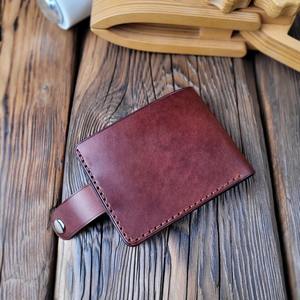 Portefeuille en cuir artisanal très demandé dans une poche à monnaie et une grande section de facture pour un usage quotidien disponible à un prix abordable - Product Image 3