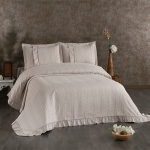 ชุดเครื่องนอนกูซิดี เอสิลา สโตน คัลเลอร์ 3 ชิ้น แบบสั่งทำพิเศษ สไตล์คลาสสิกหรูหรา ผ้าเชนิลล์ออร์แกนิค ทอแบบลายทาง 100% ซักได้ - Product Image 1