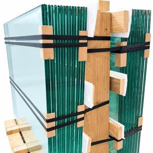 Panneau de verre feuilleté - 10 mm de épaisseur, trempé extra-clair avec bords polis, 1,52 mm de PVB, renforcé thermiquement - Product Image 1