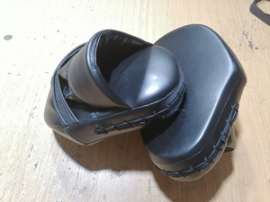 Focus Mitts Designed for Powerful <b>Punch</b> Practice and Boxing Skill Improvement Focus Mitts Durable Material Pads - Product Image 2