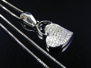 Elegante Mini Colgante de Corazón de Plata de Ley S925 Chapado en Oro con Diamante Moissanita para Regalo de Boda, Joyería para Hombre y Mujer - Product Image 3