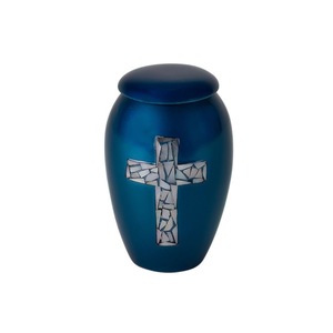 L'Urne funéraire en aluminium moulé Eternal Grace offre un hommage intemporel à votre bien-aimé avec son design élégant. - Product Image 5