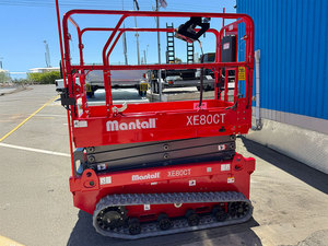 Achetez une nacelle élévatrice à ciseaux sur chenilles tout-terrain diesel pour travaux de construction - Product Image 1
