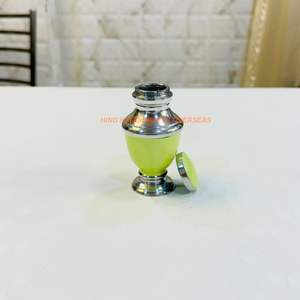 Contenedor de Cenizas Conmemorativo para Adultos con Grabado de Mariposa para Restos Humanos Masculinos y Femeninos |   Urnas de Cremación para Funerales de Hombres y Mujeres - Product Image 5