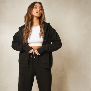 Wholesale Most Fashionable <b>Women</b> 300 GSM Heavyweight <b>Black</b> Colour Zipper Hoodie With Front pockets <b>For</b> Sale - Product Image 5