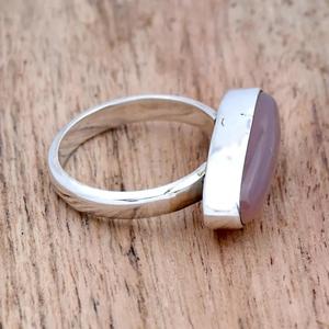 925แหวนเงินแท้สีโรสควอตซ์ทำด้วยมือเครื่องประดับอัญมณีรูปวงรีเป็นของขวัญสำหรับเธอ - Product Image 3