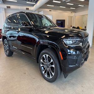 Jeep Grand Cherokee Overland 2022, Usado, Volante a la Izquierda/Derecha - Product Image 4