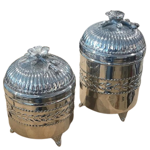 Lot de 2 boîtes métalliques en aluminium poli brillant avec couvercle pour servir des fruits secs aux dattes pour servir en fête - Product Image 1