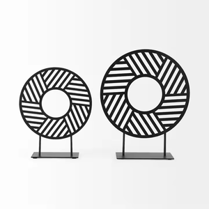 Sculpture en métal de conception moderne faite à la main pour la décoration de table dans le salon et la chambre à coucher - Product Image 2