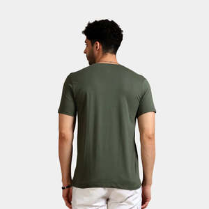 Camiseta Ligera de Verano con Cuello Redondo, Color Verde Oliva, Transpirable, Antiarrugas, Bordada - Product Image 4