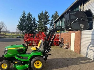 รถตัดหญ้าแบบนั่งขับ John Deere X950R DIY ใช้เชื้อเพลิงเบนซิน ขนาดเล็ก 5.5 แรงม้า พร้อมถังเก็บหญ้า 150 ลิตร - Product Image 3