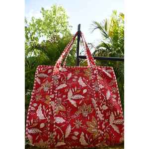 Sac fourre-tout Bohomin rouge imperméable à l'eau, motif floral bohème, avec fermeture éclair, design brodé à la main, coton à fibres longues de qualité supérieure, 20 kg, unisexe - Product Image 3