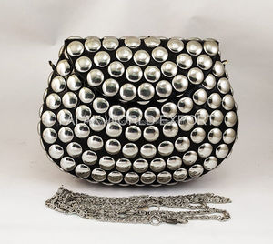 Bolso de mano de latón hecho a mano de diseñador antiguo, bolso de mano tallado a mano Vintage para la noche de Falak Wprld Export - Product Image 3