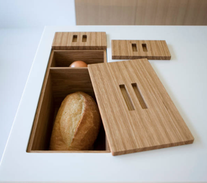 Boîte à pain en bois massif (intégrée à un meuble) - Product Image 1