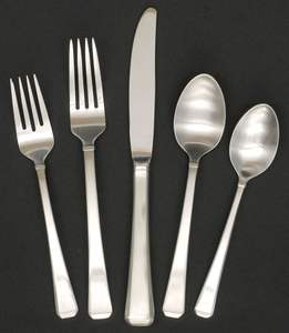 Cubiertos de Acero Inoxidable de Primera Calidad de Proveedores Indios, Juego de Cubiertos Personalizados de Metal, Mejor Oferta para Restaurantes y Hoteles - Product Image 1