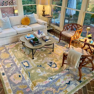 Alfombra Oushak de Lana/Seda Anudada a Mano en Verde Mate con Patrón Geométrico, Ecológica y Antideslizante, Alfombras y Conjuntos de Alfombras con Efecto Desgastado - Product Image 1