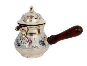 Cafetera y Tetera Turca Moderna Ecológica de Latón Blanco Royal, Tamaño y Forma Personalizados, Mango de Madera Hecho a Mano - Product Image 4