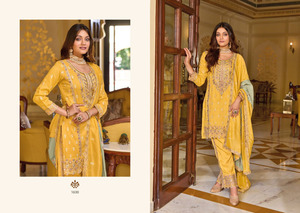 Soie de qualité supérieure avec broderie Travail fantaisie Dupatta Salwar Kameez collection de costumes pakistanais - Product Image 3