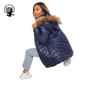 UNIQUE GYM WEAR Blouson matelassé en toile imperméable écologique pour femme, col amovible, capuche, fermeture éclair, longueur standard - Product Image 3