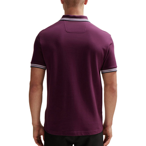 Polo para Hombre de Estilo Refinado para el Día a Día, Diseñado para un Movimiento Fácil, con una Forma Definida y una Apariencia Casual Moderna y Elegante - Product Image 3