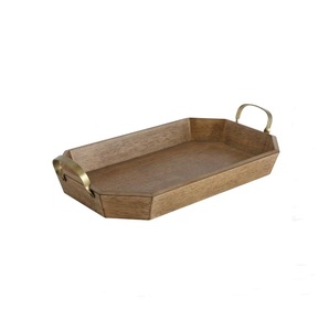 Ensemble de 2 plateaux rectangulaires dorés en acier inoxydable de style moderne top tendance plateau de service en métal décoratif avec poignée décor à la maison - Product Image 2