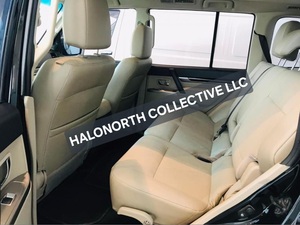 Mitsubishi Pajero 2018 Usado, Gasolina/Petrolio, Automático, Turbo, Asientos de Cuero Oscuros, R17, Todoterreno, Lujo, 4x4, SUV con Volante a la Izquierda, en Venta - Product Image 6