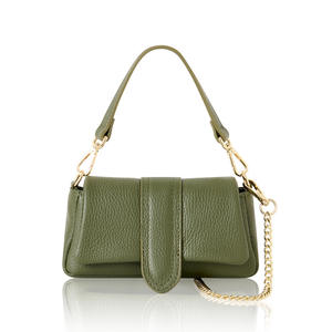 Mini Bolso Italiano Hecho a Mano en Cuero Genuino con Correa Corta y Correa de Cadena - Product Image 1