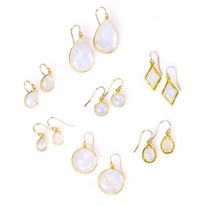 Boucles d'oreilles en cornaline renouvelée, laiton plaqué argent, perle AAAA, bijoux faits à la main vintage, certifiés IGI, HARI OM CREATIONS, saison estivale - Product Image 1
