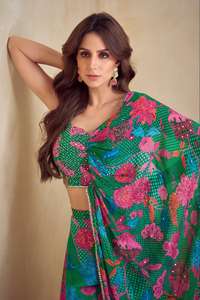 Costume Salwar en soie Chinon véritable Gulkayra Designer Kiera pour femmes avec broderie élégante, travail manuel et détails de paillettes - Product Image 4