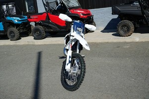 NOUVELLE <span class=keywords><strong>Moto</strong></span> <span class=keywords><strong>Husqvarna</strong></span> TE 150 2026 – Nouvelle <span class=keywords><strong>Moto</strong></span> Tout-Terrain - Product Image 3