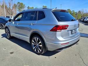 Volkswagen Tiguan SEL Premium R-Line 4Motion SUV 2020, Muy Limpio y Resistente, Asientos de Cuero, Cámara Trasera, Faros LED, Neumáticos R19 - Product Image 6