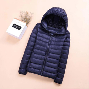 Veste matelassée légère pour femme, coupe ajustée, hiver, chaude, respirante, pliable, avec capuche, doublure en nylon imprimé, rembourrage en polyester - Product Image 3