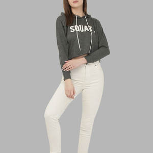 Conjunto Deportivo Impermeable Ecológico Estampado de Moda para Mujer, Otoño, Estilo Urbano, Pantalones Deportivos y Sudadera Corta con Capucha, Logotipo Personalizado OEM - Product Image 5