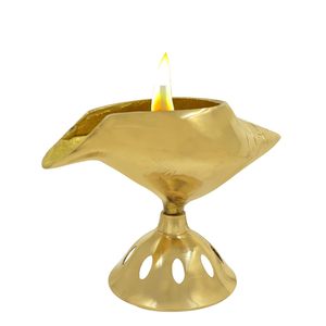 Brass Akhand Diya Shankh Shape Traditional Brass Deepak Vilakku for Diwali Lakshmi Pooja <b>Oil</b> <b>Lamp</b> for Home Temple Gifting - Product Image 4