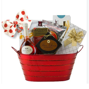 <b>Red</b> Coated Galvanized Planter With Handle Gifted Basket for Parties <b>Note</b> <b>Book</b> Packaging Basket Gifted Hamper - Product Image 1